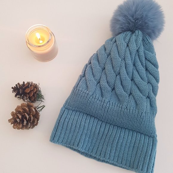 New Handmade Cable Knit Blue Beanie or Toque with Faux Fur Pom Pom and Lining - Picture 5 of 7